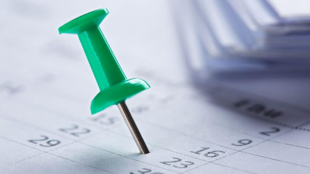 Investors selling up must manage timescale expectations â new advice